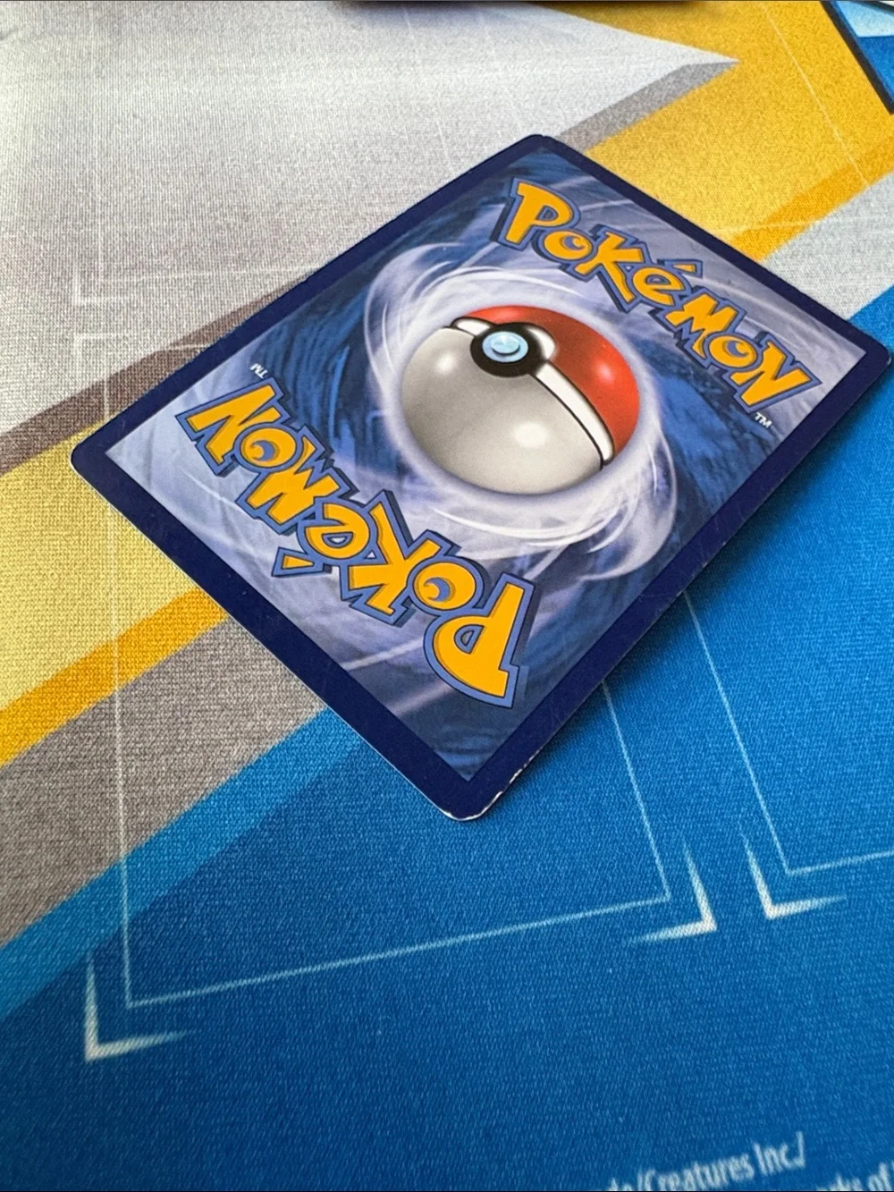Pokémon Shining Lugia SM82 Shining Legends Promo Holo Basic Card MP